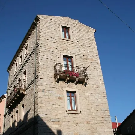 Le Gemelle * Luras